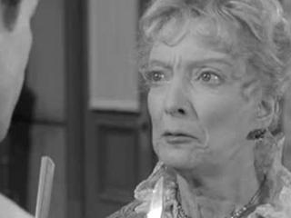 Résultat de recherche d'images pour "hitchcock presents there was an old woman"