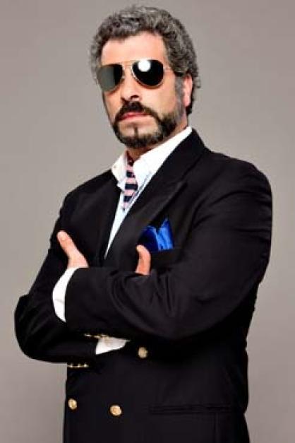 El Divo (Serie de TV) (2011) - ...