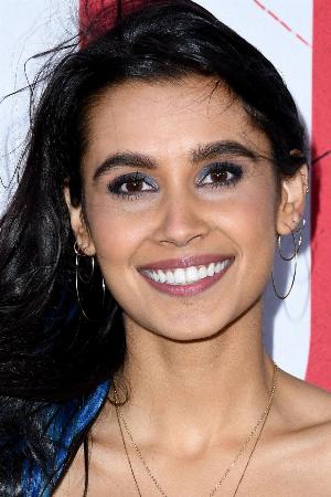 Uncharted': Sophia Ali gostaria de estrelar filme DERIVADO focado