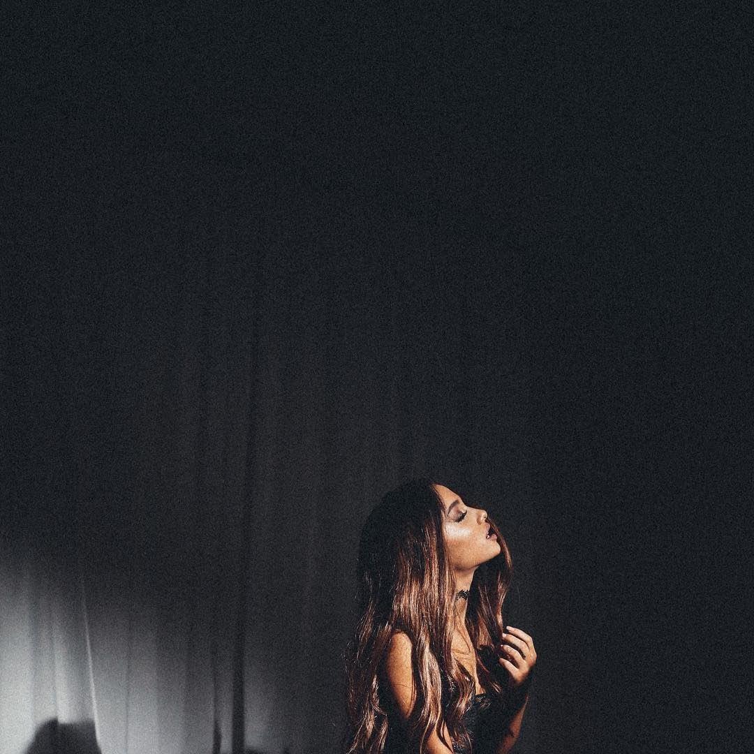 Sección Visual De Ariana Grande Dangerous Woman Vídeo Musical Filmaffinity 4778