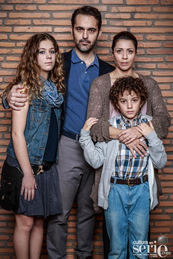 Image gallery for Bajo sospecha (TV Series) - FilmAffinity