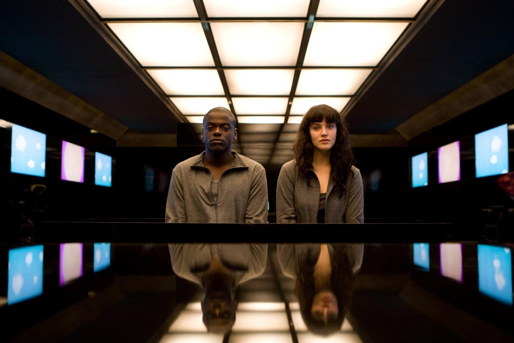 Black Mirror Quince Millones De Meritos Tv 2011 Filmaffinity