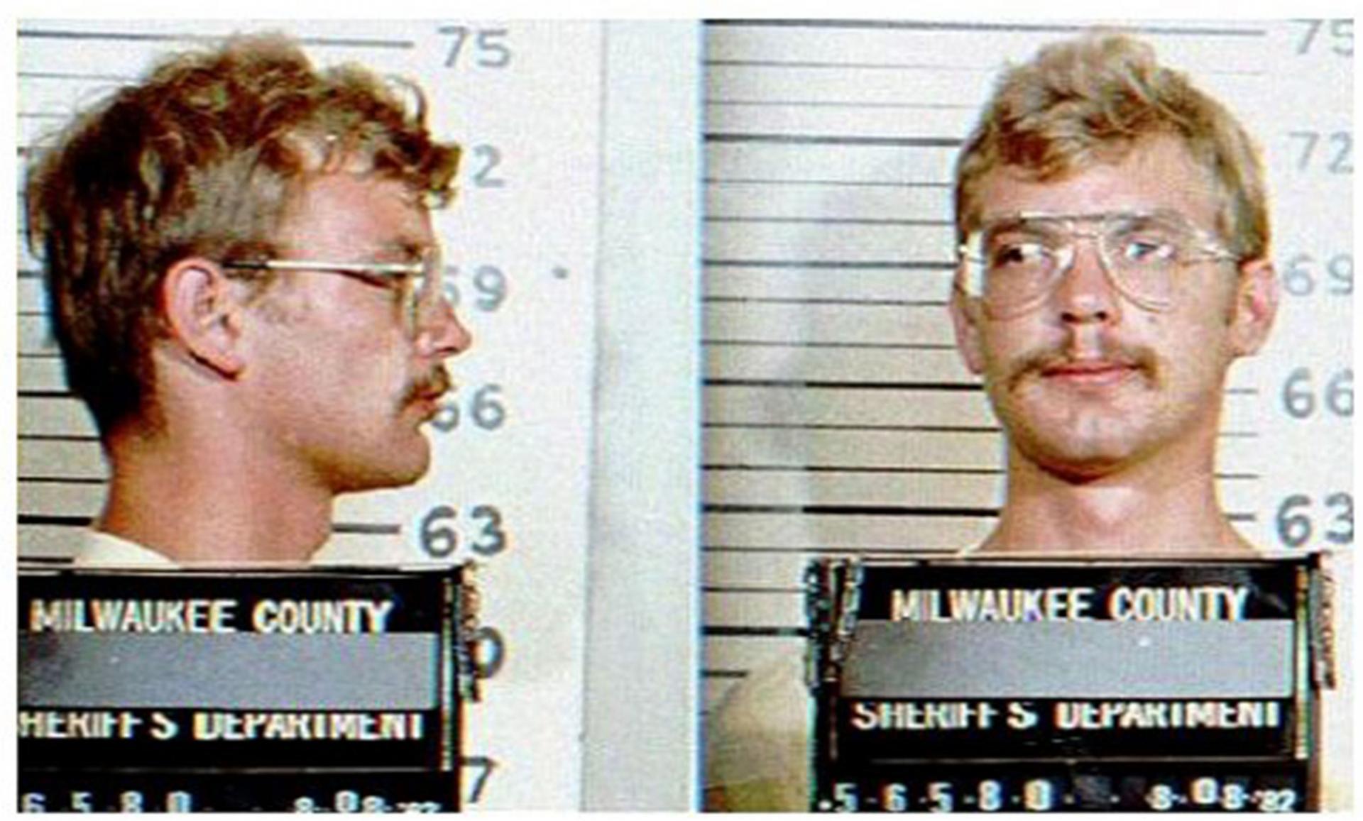 Conversations with a Killer: The Jeffrey Dahmer Tapes (TV Mini Series 2022)  - IMDb