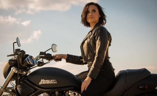 Image Gallery For Demi Lovato Confident Music Video Filmaffinity