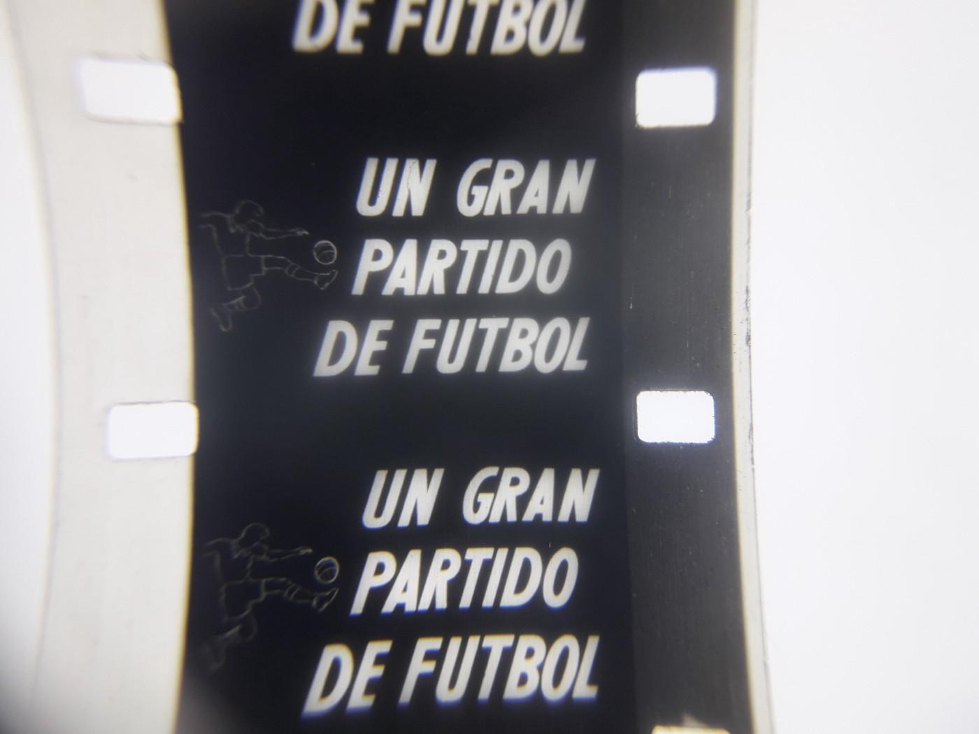 Sección visual de Entre pitos y flautas (C) FilmAffinity