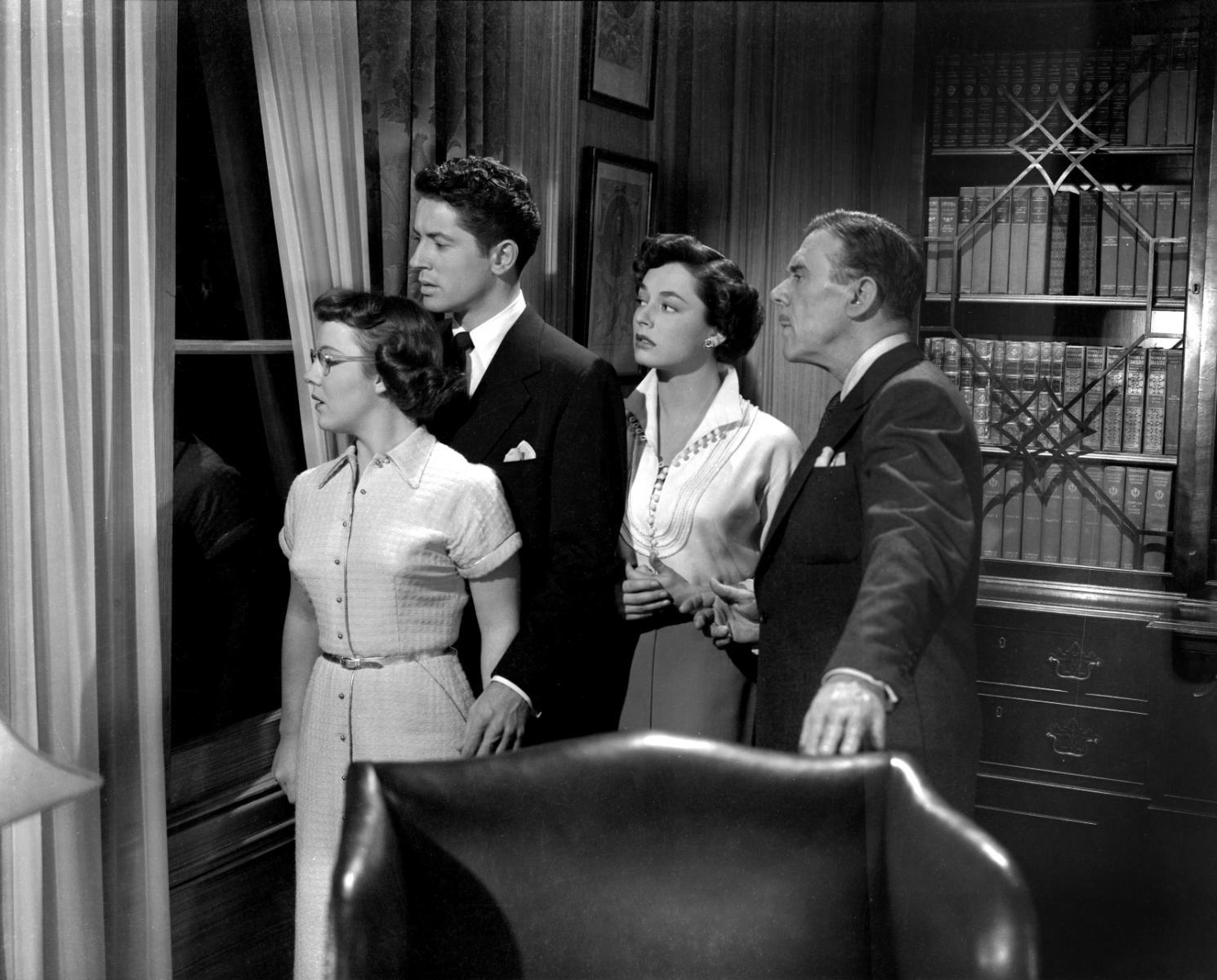 Extranos En Un Tren 1951 Filmaffinity