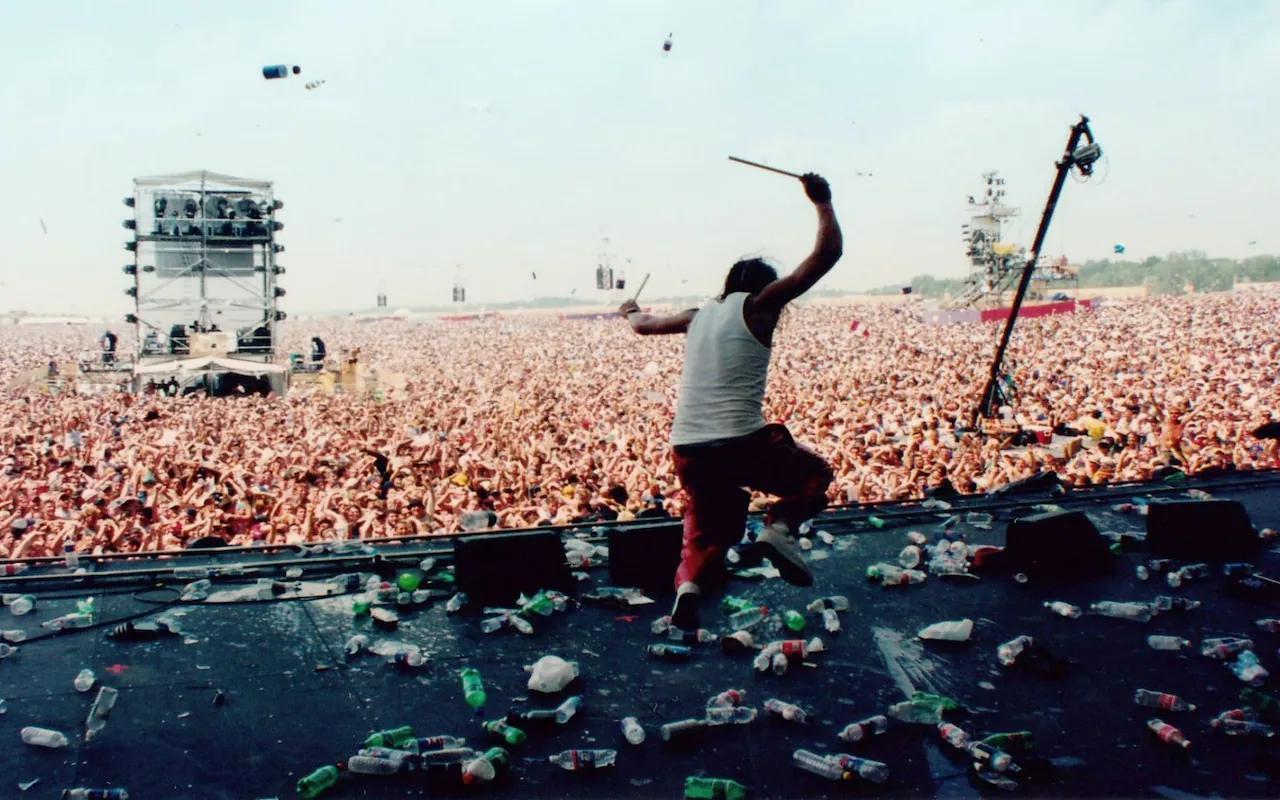 Sección visual de Fiasco total: Woodstock 99 (Miniserie de TV ...
