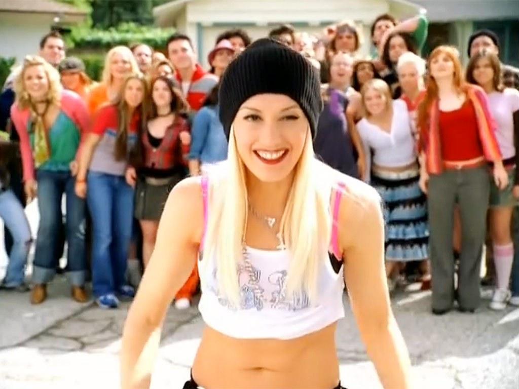 Image Gallery For Gwen Stefani Hollaback Girl Music Video Filmaffinity