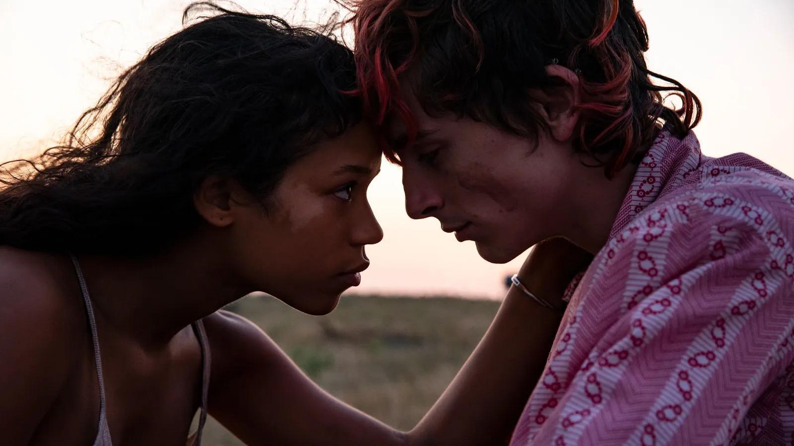 Taylor Russell y Timothée Chalamet en Bones and All, dirigida por Luca Guadagnino