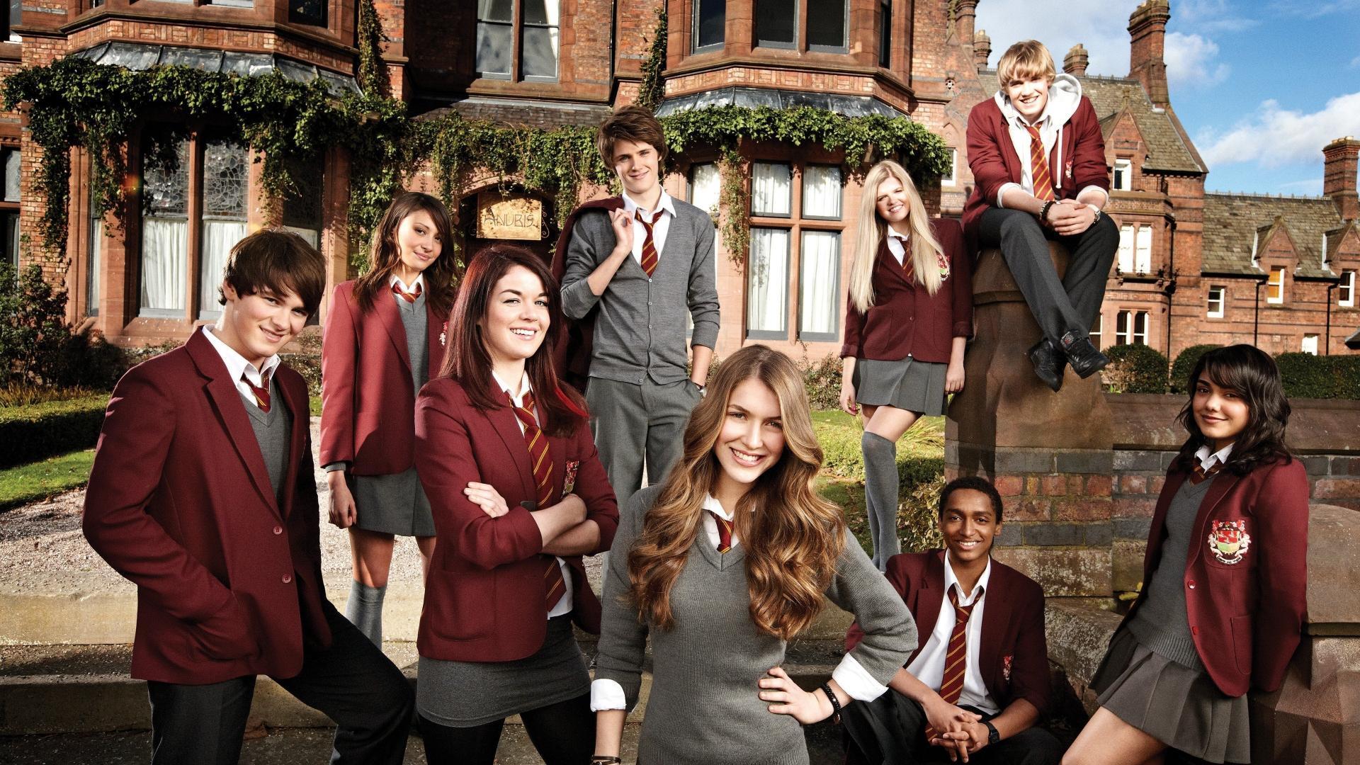 Sección visual de House of Anubis (Serie de TV) FilmAffinity