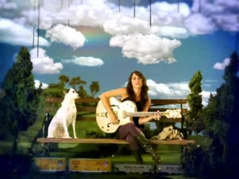 Sección visual de KT Tunstall: Suddenly I See (Vídeo musical ...