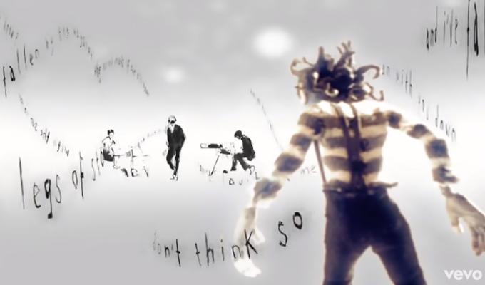 Sección visual de Keane Bedshaped (C) FilmAffinity