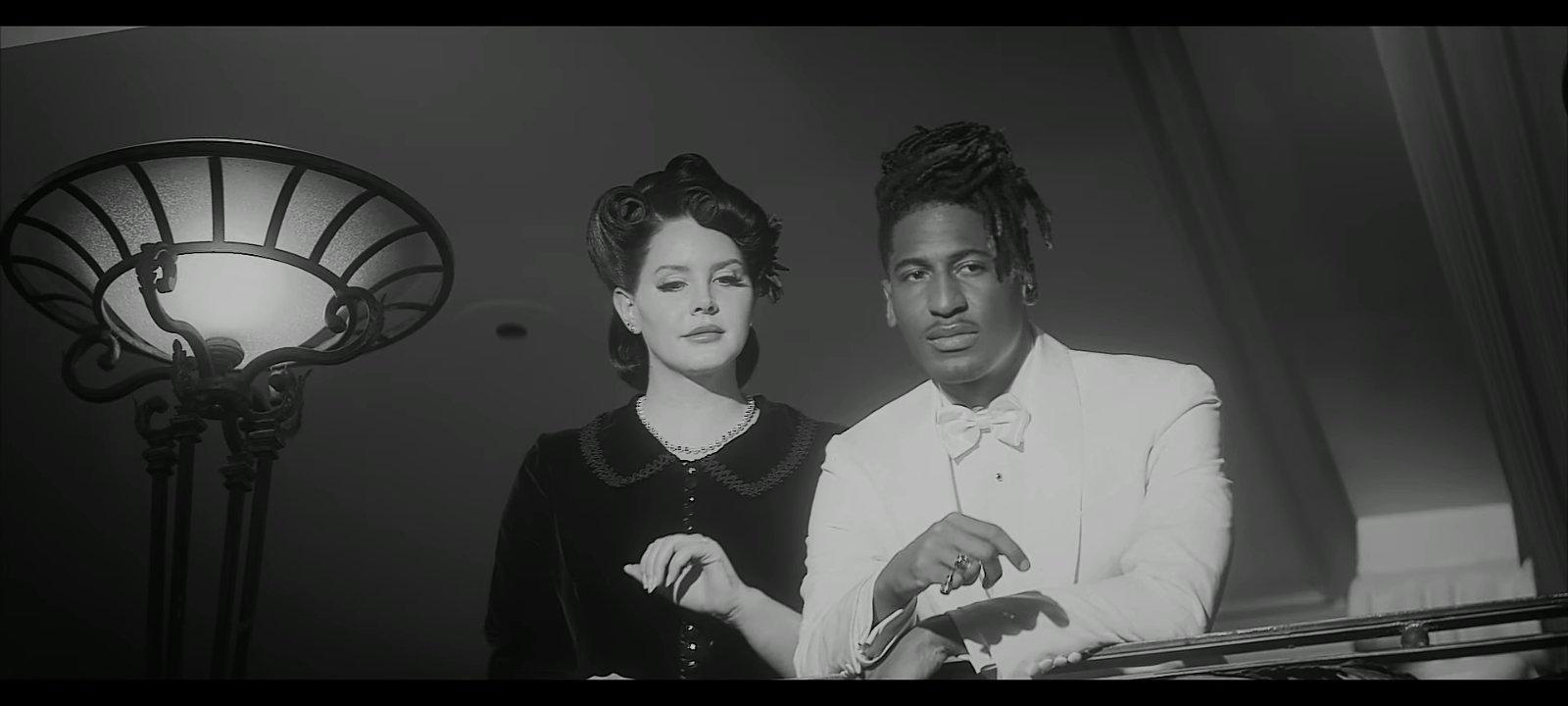 Sección visual de Lana Del Rey feat Jon Batiste Candy Necklace (Vídeo