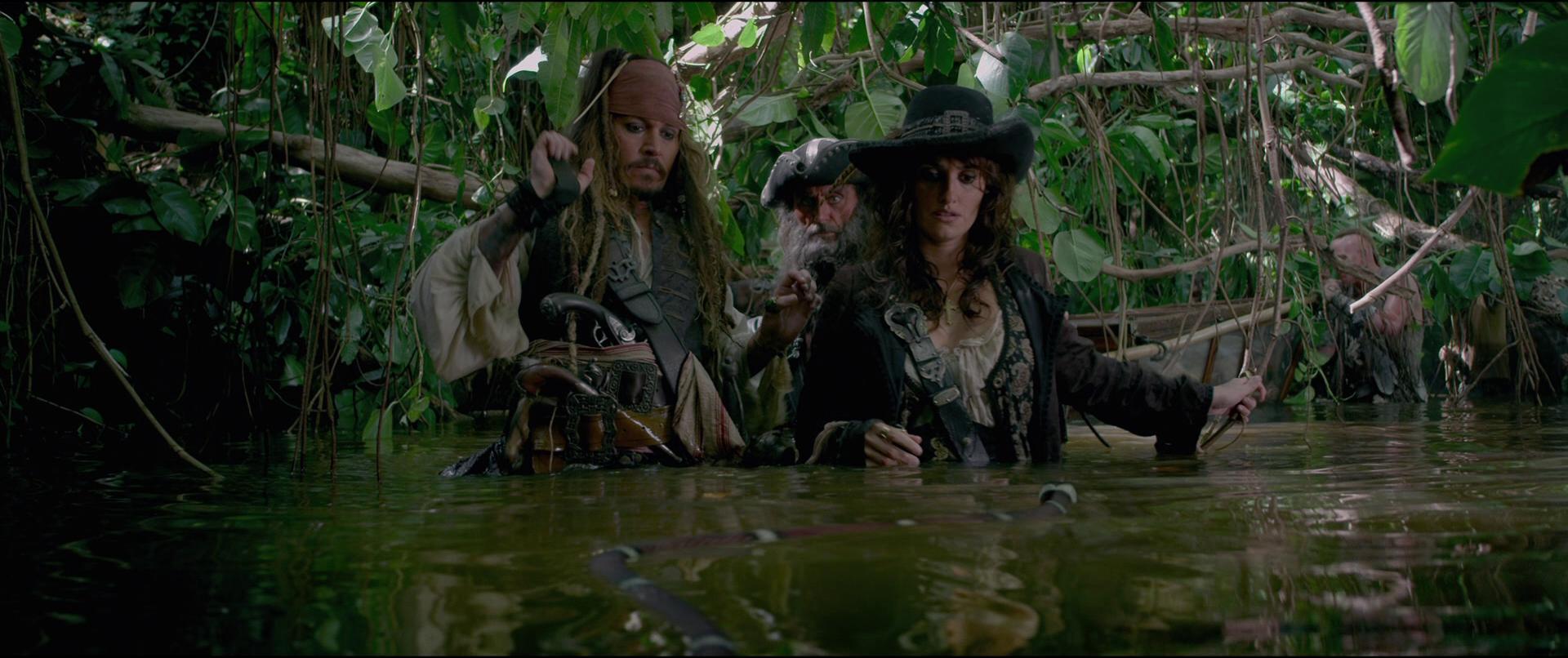 Sección visual de Piratas del Caribe En mareas misteriosas FilmAffinity