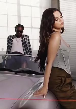 Image gallery for Rema & Selena Gomez: Calm Down (Remix) (Music Video) -  FilmAffinity