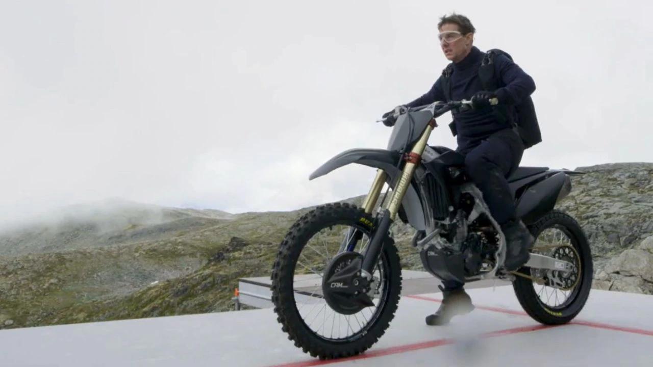 Image gallery for The Biggest Stunt in Cinema History (S) FilmAffinity