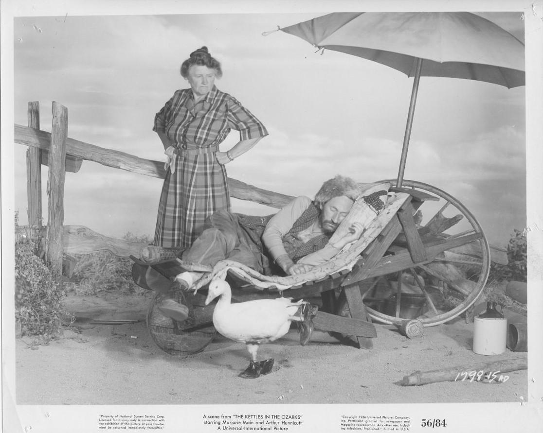 Image gallery for The Kettles in the Ozarks FilmAffinity