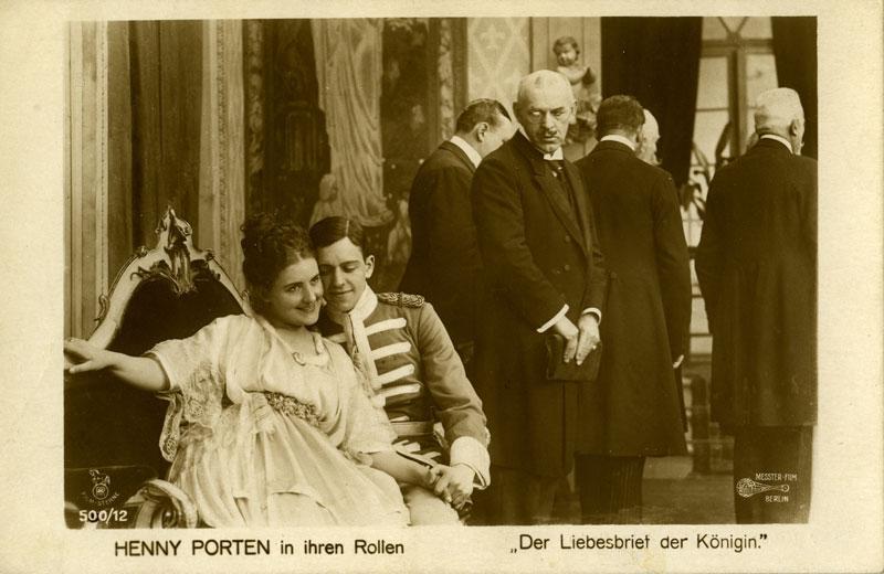 Image gallery for The Queen's Love Letter FilmAffinity