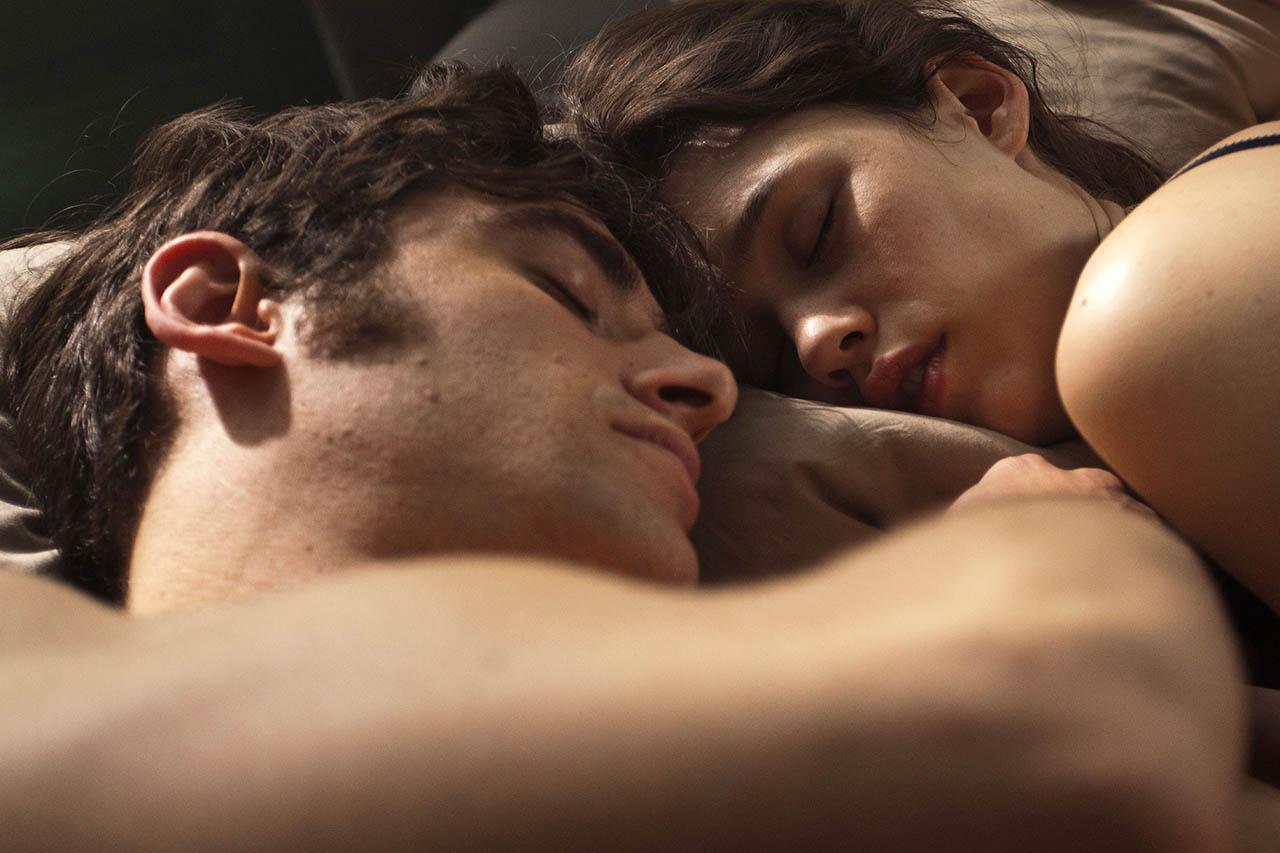 Canciones con videos eroticos