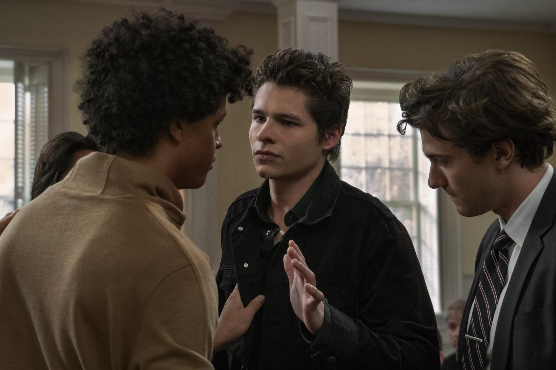 Sección visual de The Society (Serie de TV) FilmAffinity