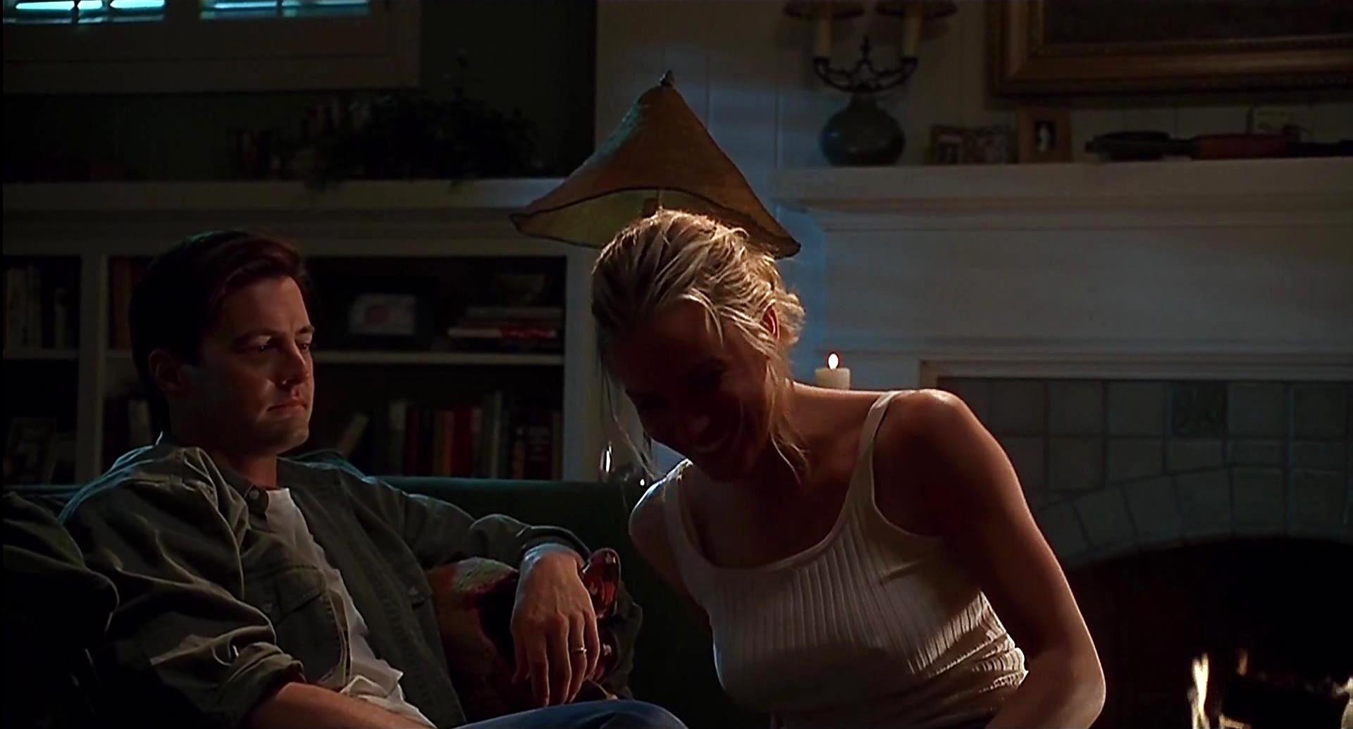 Sección visual de The Trigger Effect (El efecto dominó) FilmAffinity