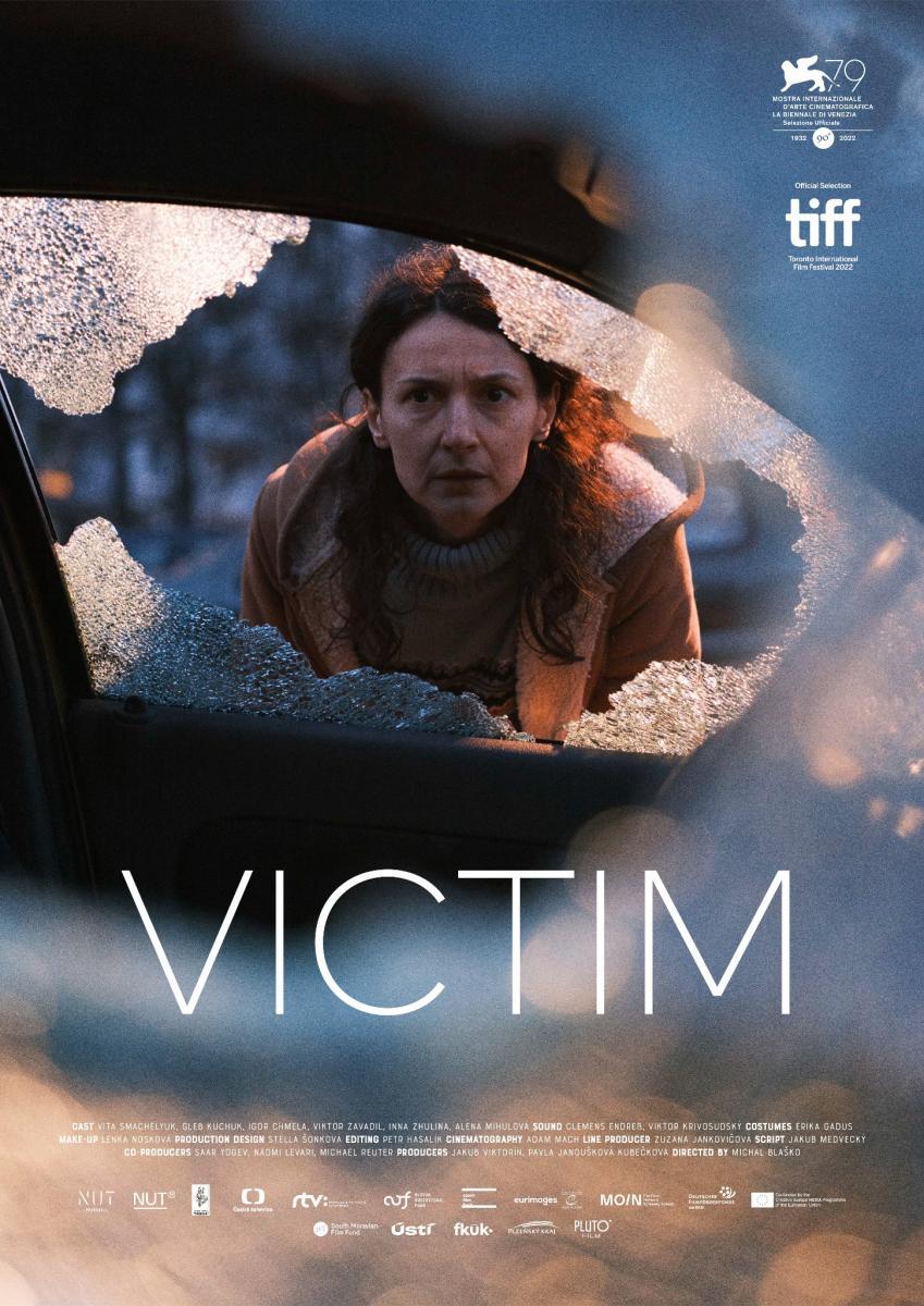 Image gallery for Victim - FilmAffinity