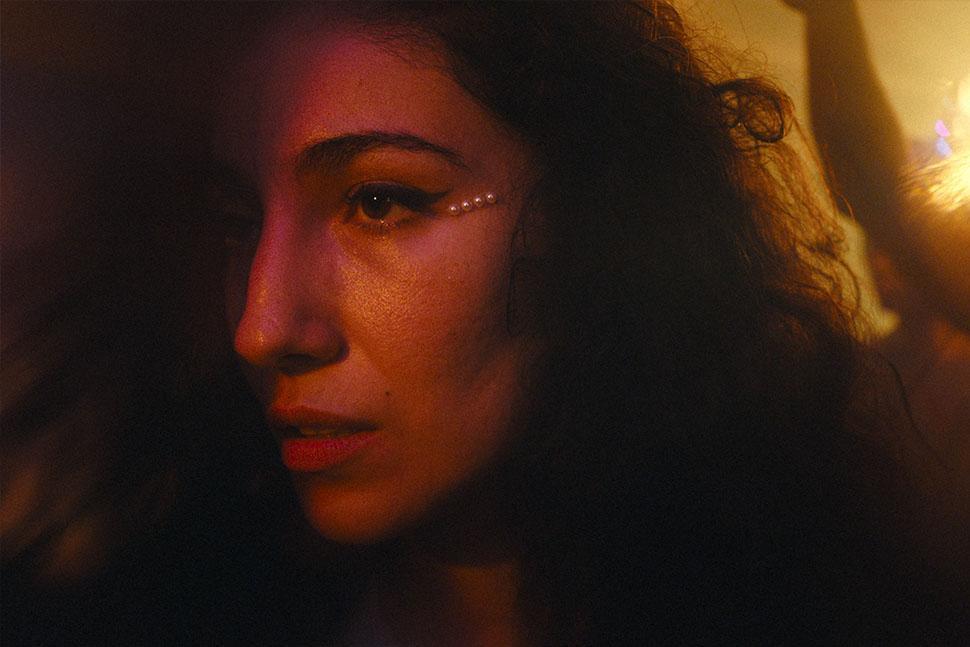 Sección visual de Aïcha - FilmAffinity