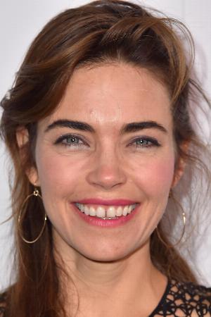 Amelia Heinle