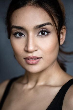 Amina Leony