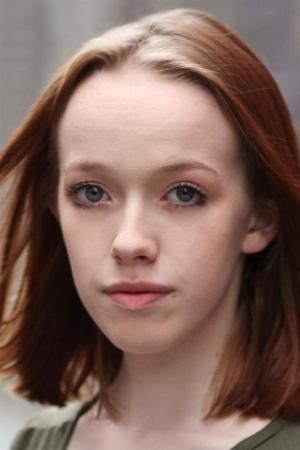 Amybeth McNulty