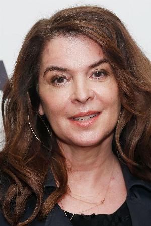 Annabella Sciorra