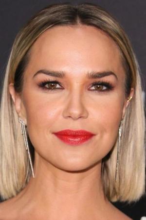 Arielle Kebbel