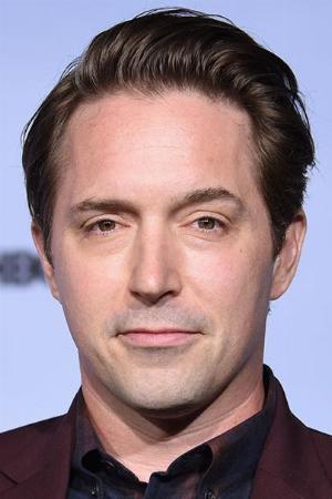 Beck Bennett