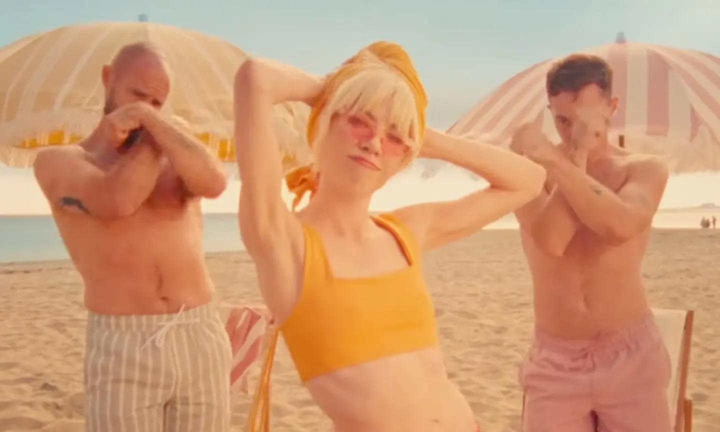 Image gallery for Carly Rae Jepsen: Beach House (Music Video) - FilmAffinity