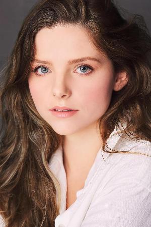 Chloe Csengery