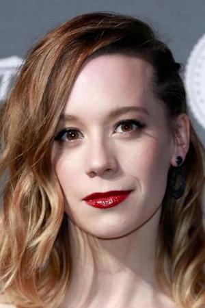 Chloe Pirrie