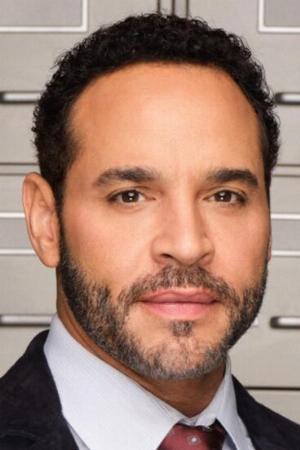 Daniel Sunjata