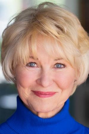 Dee Wallace