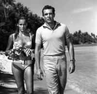 Ursula Andress & Sean Connery