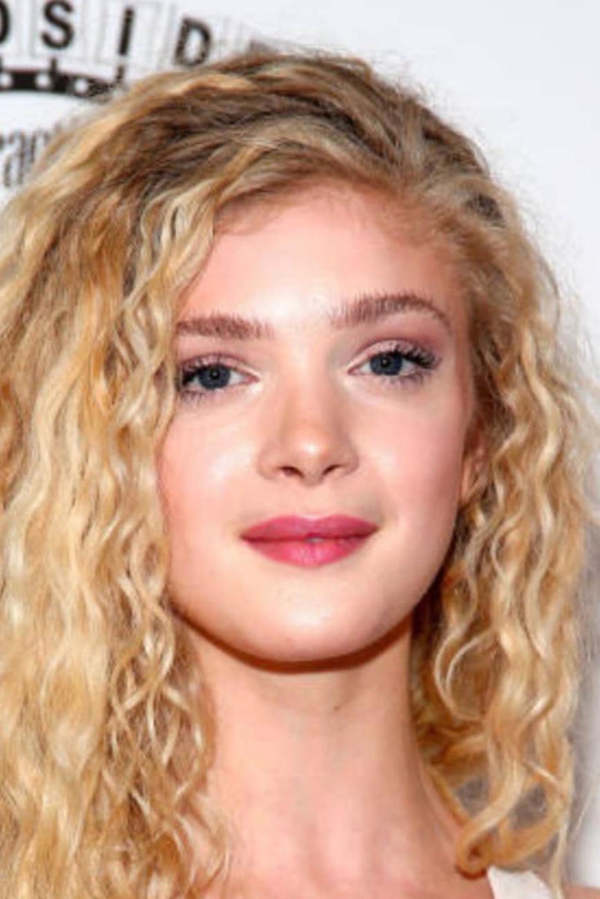 Elena Kampouris