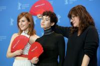 Natalia de Molina, Greta Fernández & Isabel Coixet en el Festival de Berlín