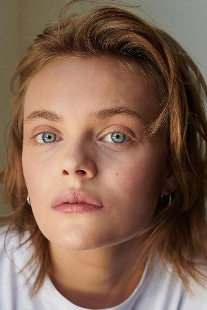 Emma Falck