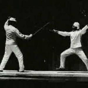 Two fencers (S)