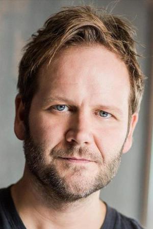 Evan Buliung