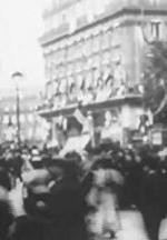 Fêtes franco-russes: Paris, la foule sur la place de l'Opéra (S)