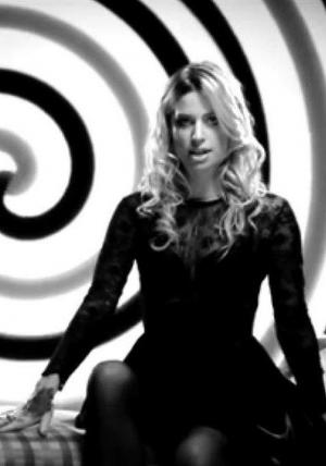 Gin Wigmore: Black Sheep (Vídeo musical)