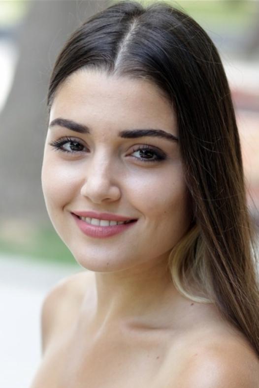 Hande Erçel