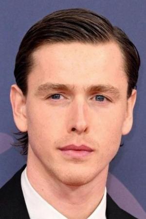 Harris Dickinson
