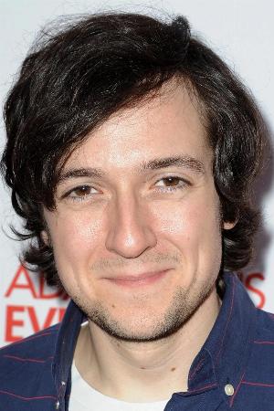 Josh Brener