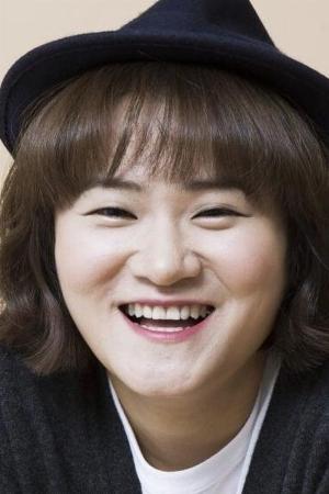 Kim Shin-young